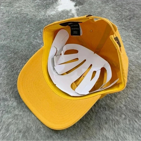 NWOT Obey Hat - Picture 10 of 12